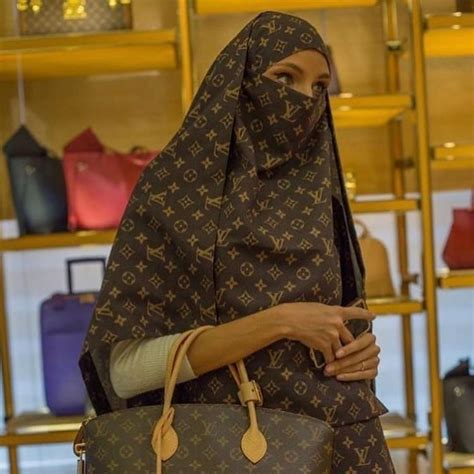 louis vuitton niqab|More.